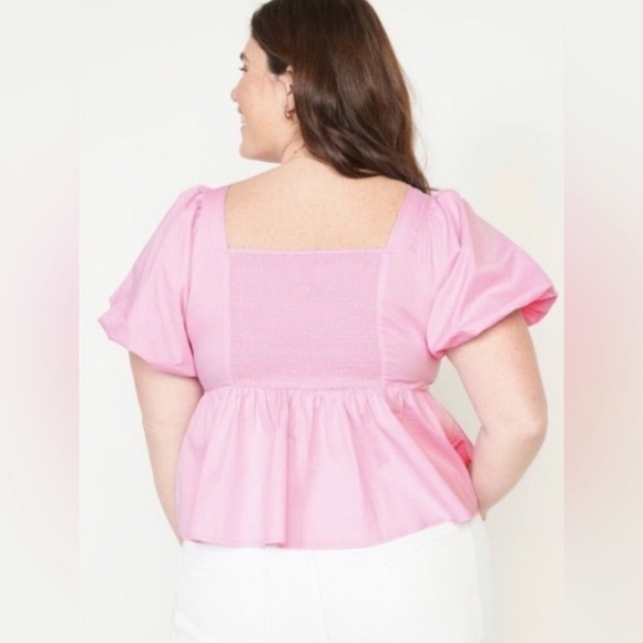 Old Navy Puff-Sleeve Ruched Smocked
Babydoll Swing Light Pink Blouse Size: XXL - Picture 2 of 6